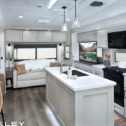 Luxury Fifth Wheel with Residencial Interior