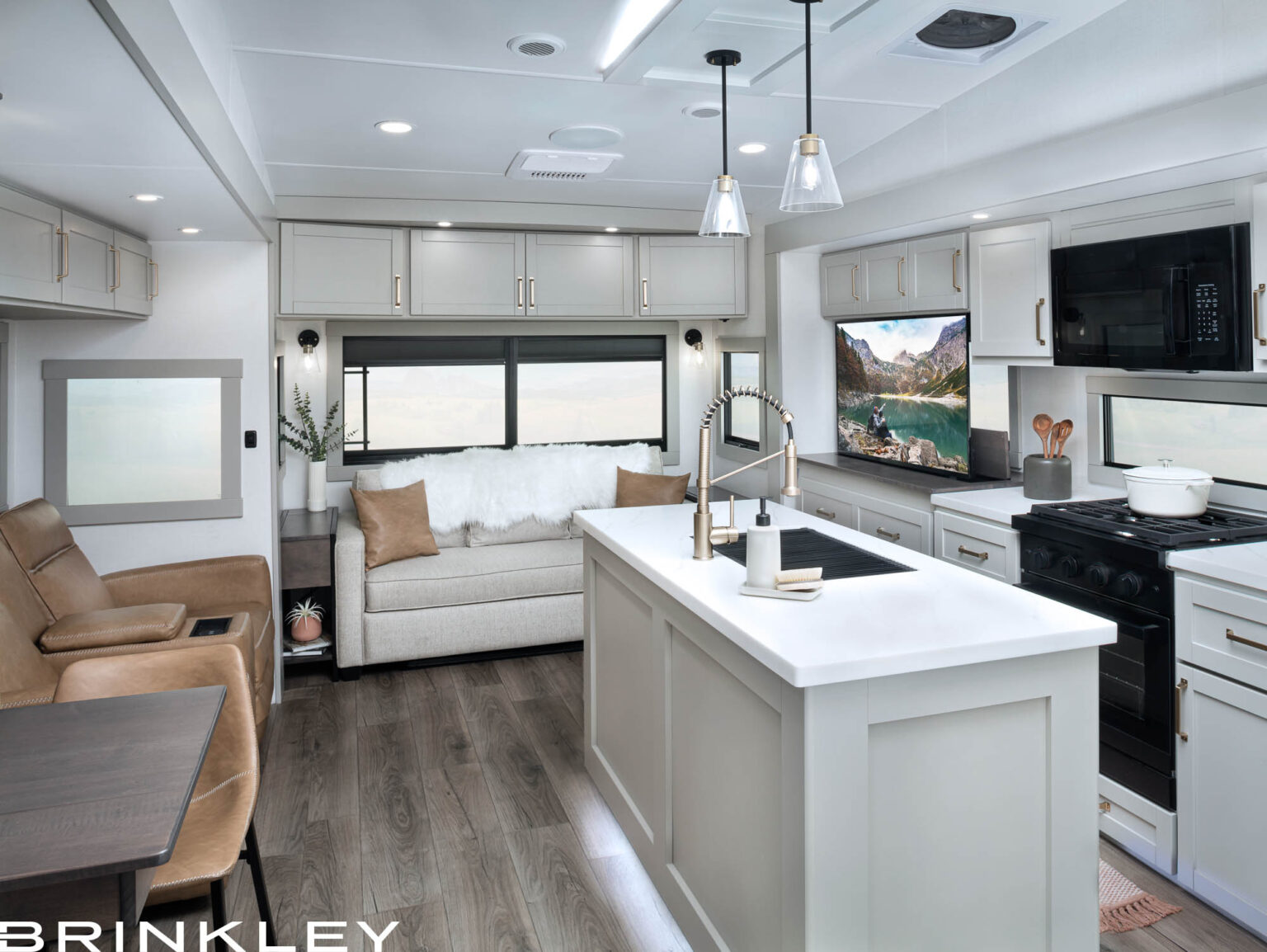 Model Z 3610 Fifth Wheels | Brinkley RV