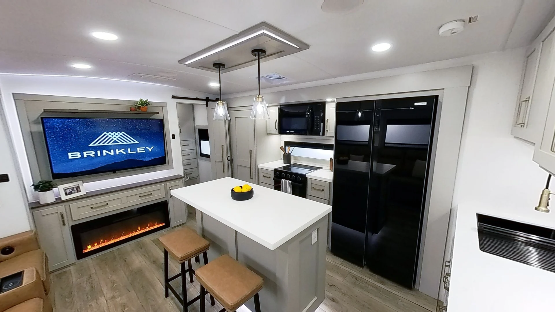 travel trailer make and model